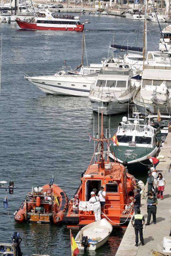 Rescatan a diez personas de una patera frente a la costa alicantina