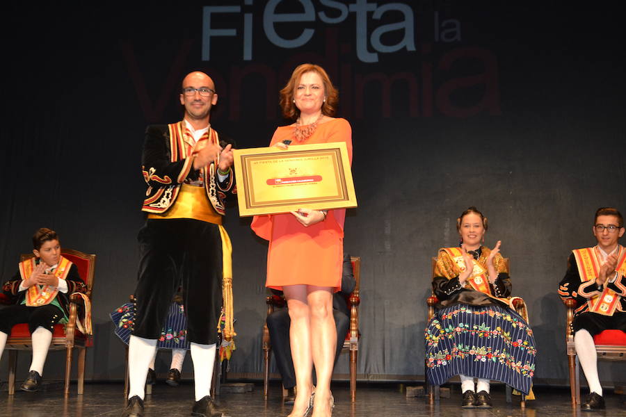 Los Vendimiadores y Bodegueros de Jumilla celebran un emocionado relevo