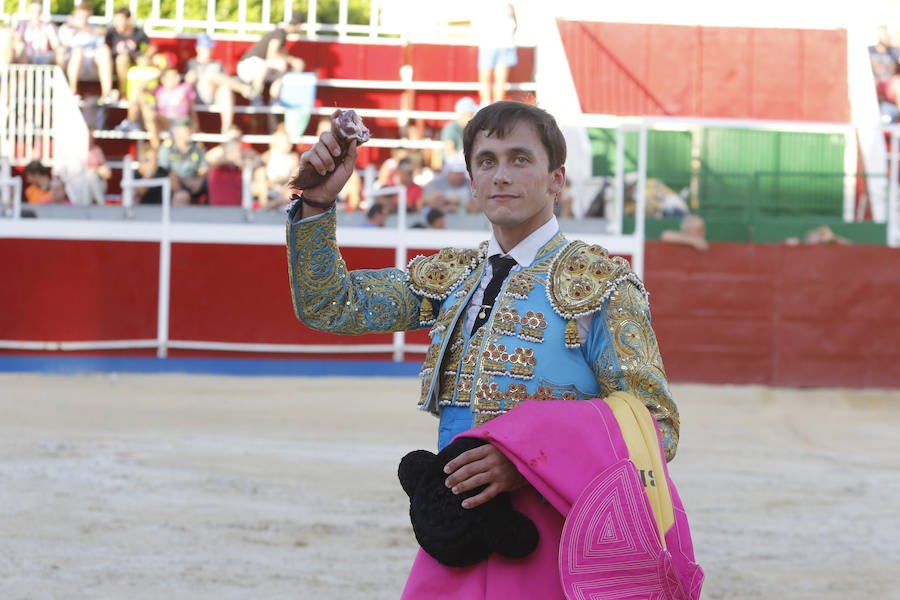 Filiberto, primera puerta grande de la Feria de Blanca