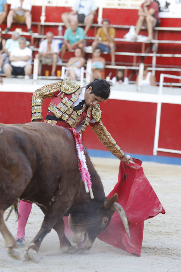 Filiberto, primera puerta grande de la Feria de Blanca