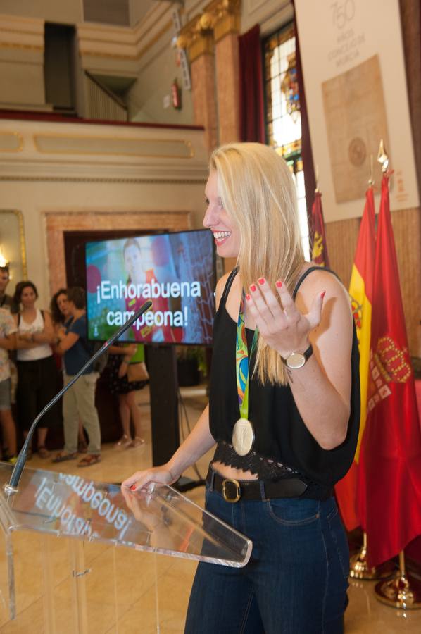 Murcia recibe a Laura Gil tras lograr su medalla olímpica