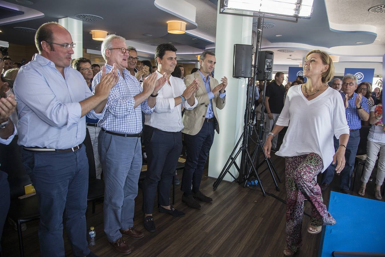 Cospedal asiste a la Intermunicipal del PP en San Javier