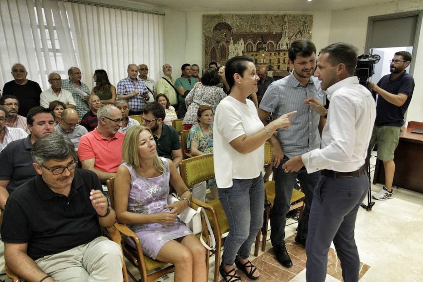 Armando Esteve, de UPyD, nuevo alcalde de Novelda