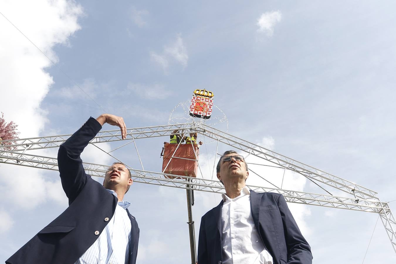 Arcos florares para recibir a la Virgen de la Fuensanta