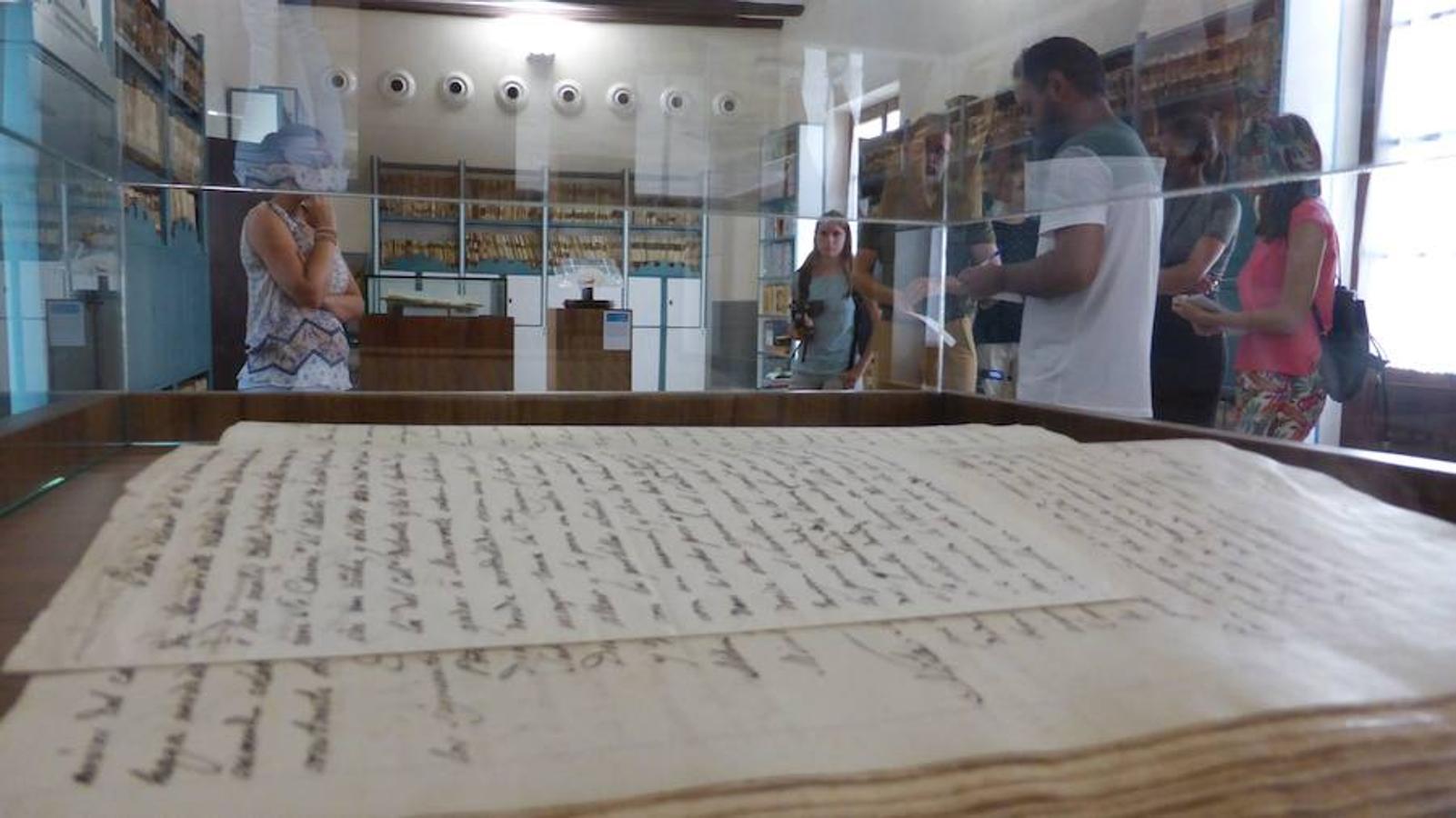 La Virgen de Monserrate en la Catedral de Orihuela