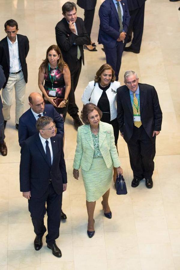 La Reina Sofía preside un congreso de enfermedades neurodegenerativas en Alicante