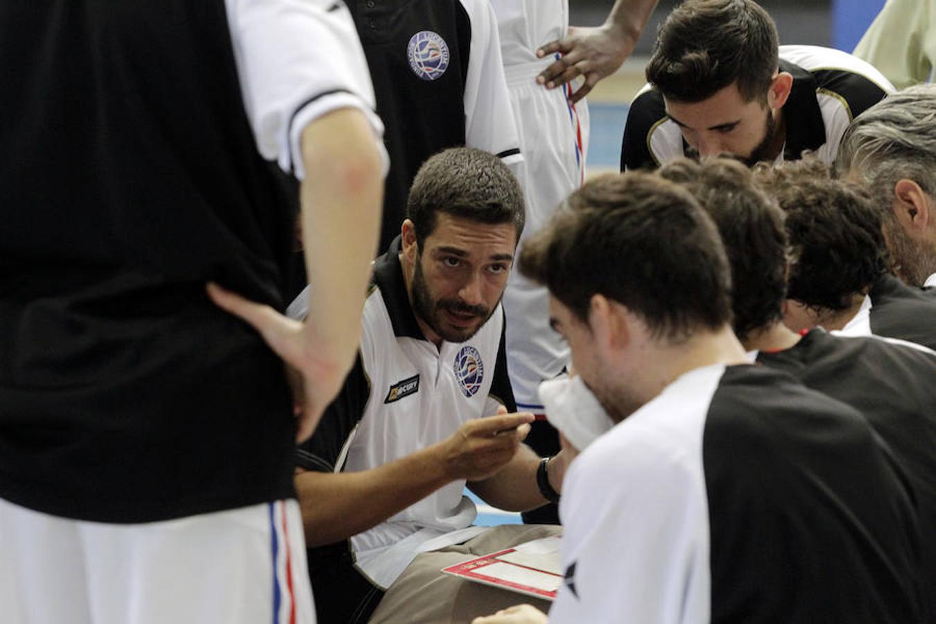 Las mejores imágenes del HLA Lucentum - Arcos Albacete (72-66)