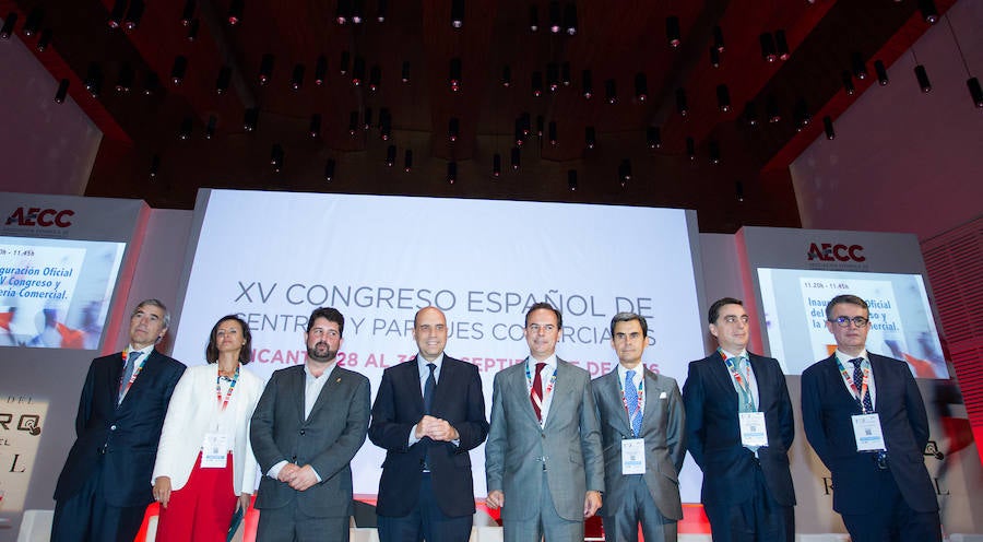 Inauguración del XV Congreso de Centros Comerciales que se celebra en Alicante