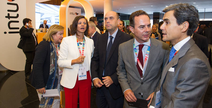 Inauguración del XV Congreso de Centros Comerciales que se celebra en Alicante