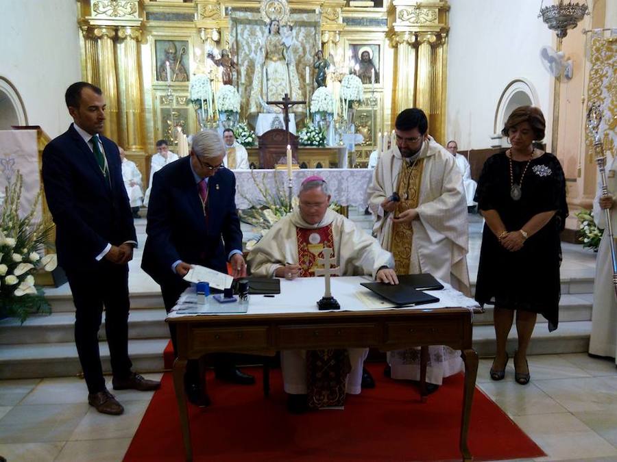 Se hermanan las cofradias Virgen del Rosario de Bullas y Vera Cruz de Caravaca