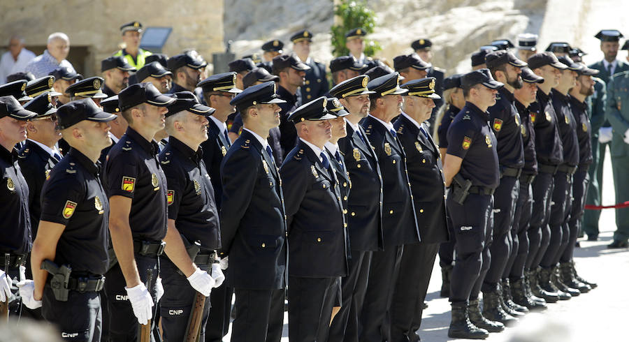 La Policía Nacional de Alicante celebra el día de su patrón