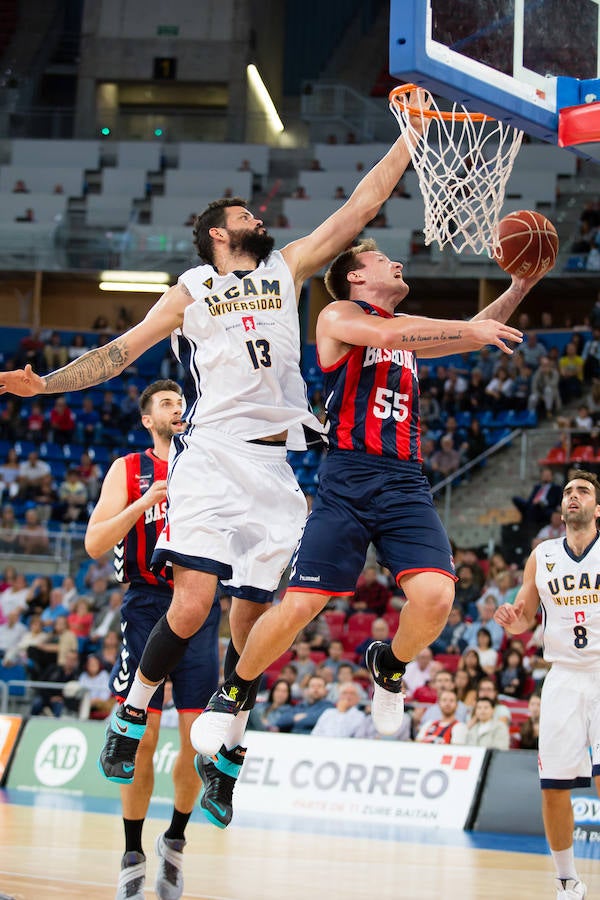 El UCAM se pierde en el segundo tiempo (87-75)