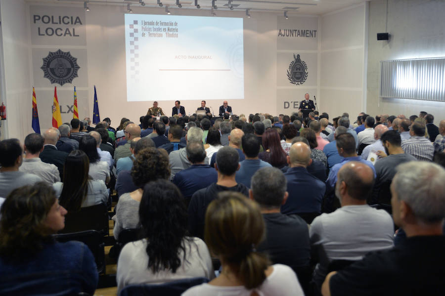 La Policía Local se forma frente al yihadismo