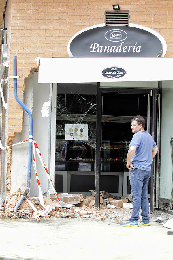 Una mujer muere tras empotrarse su vehículo contra un local en Alicante