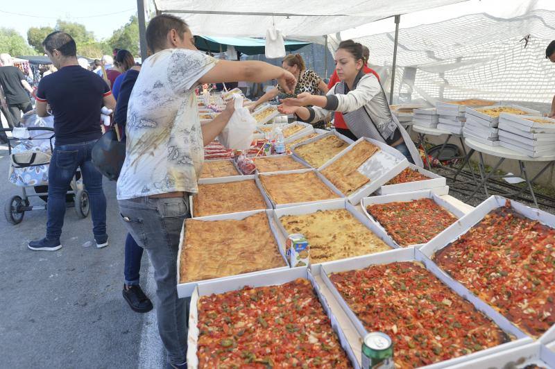 La romería de San Crispín emociona a los ilicitanos