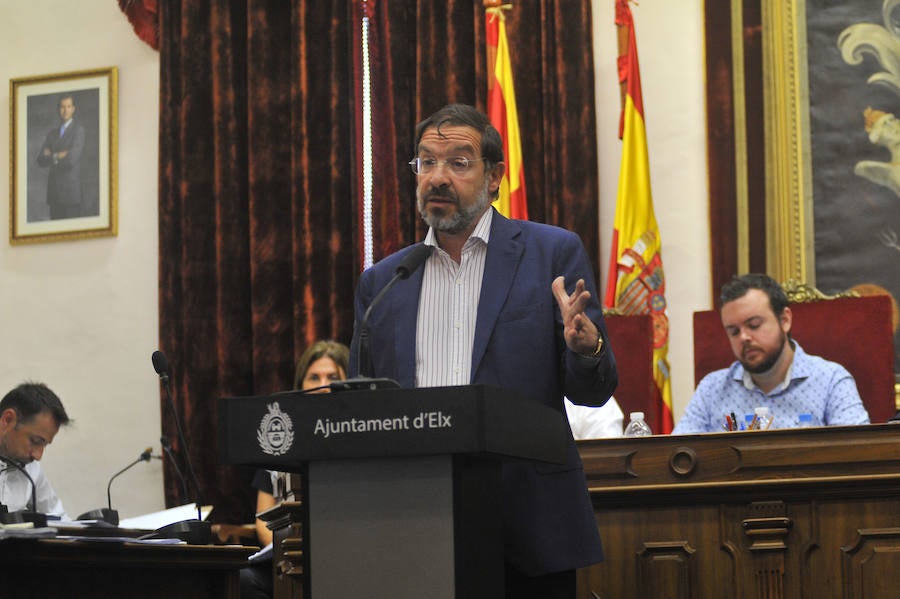 Pleno en el Ayuntamiento de Elche