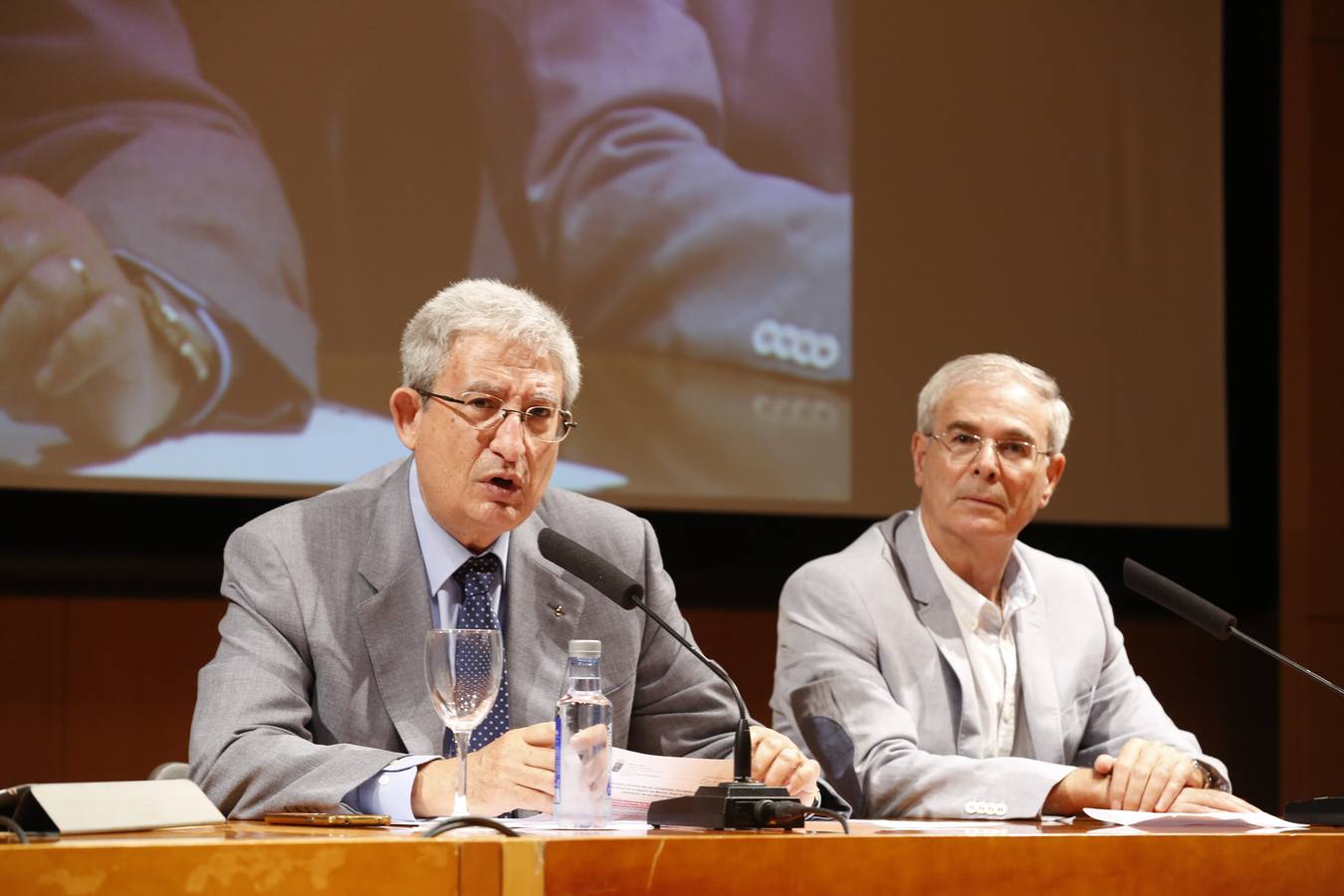 Lección magistral para gestionar hogares