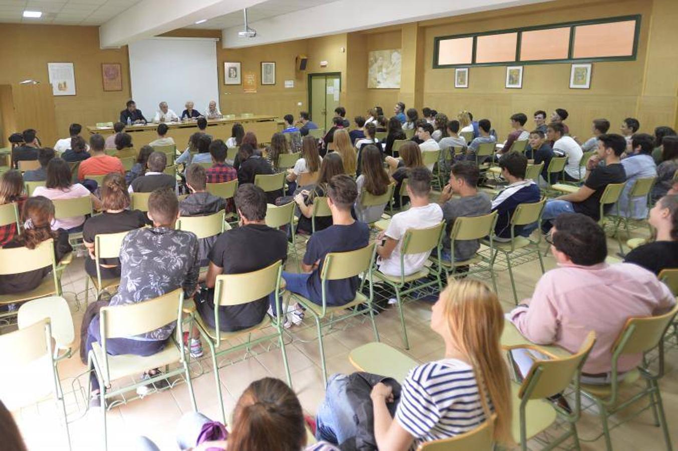 Exposición &#039;180 años de Periodismo en Elche&#039;