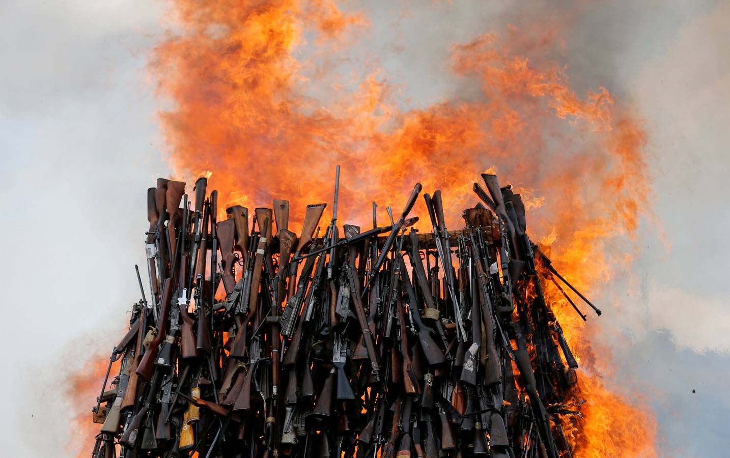 Fuego contra armas de fuego