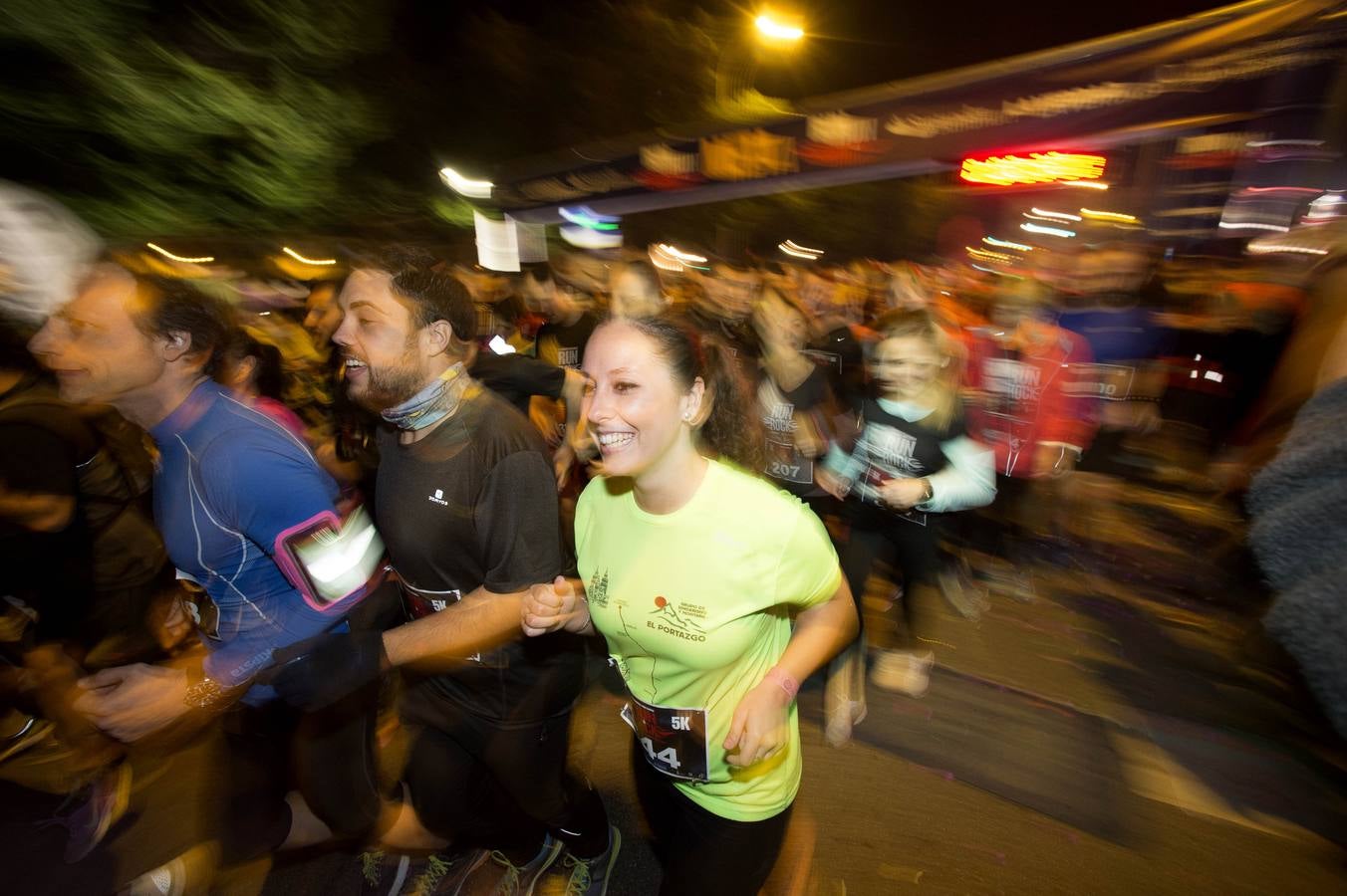 Noche de zapatillas y decibelios