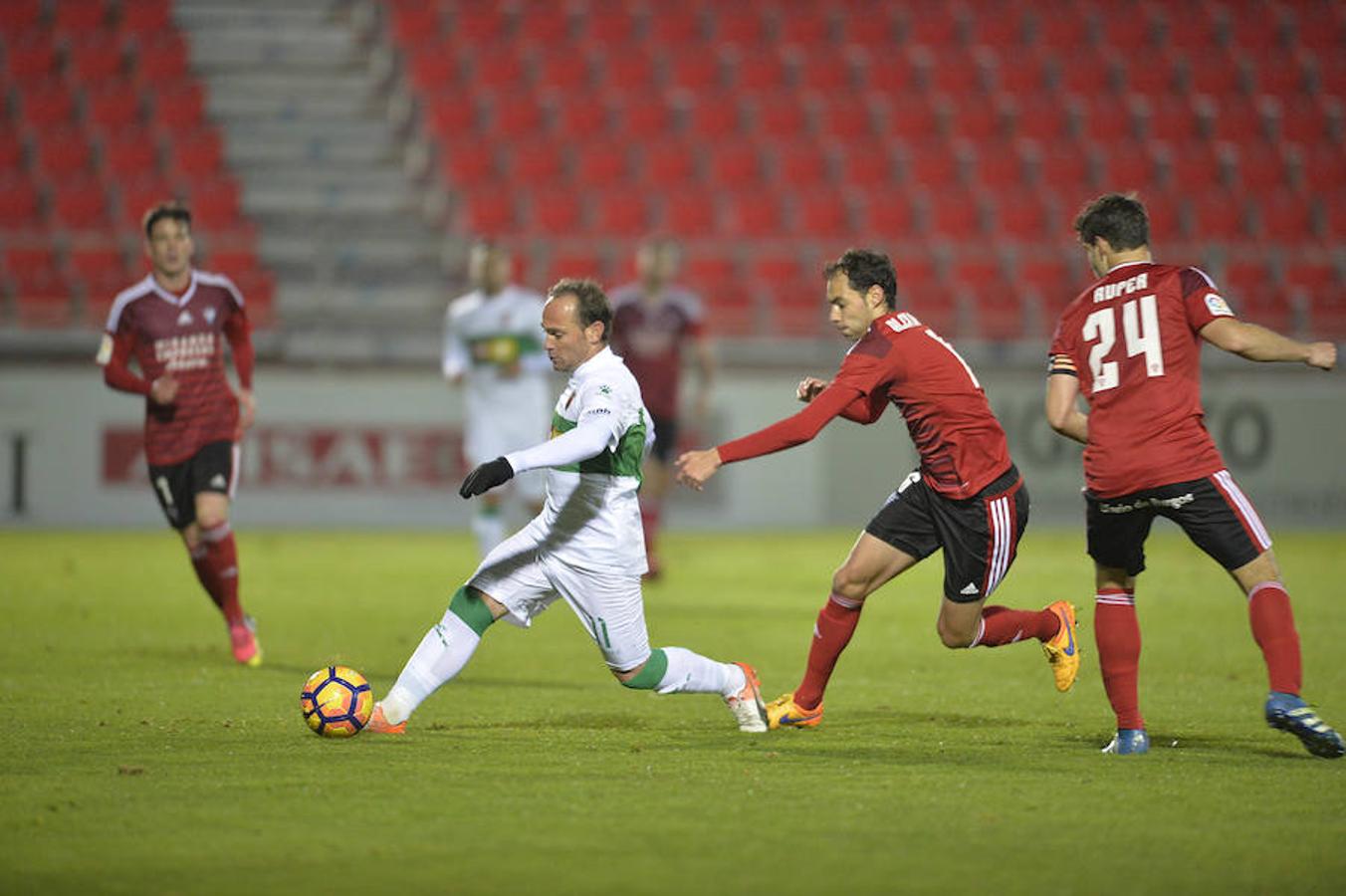 Las imágenes del Mirandés - Elche (1-0)