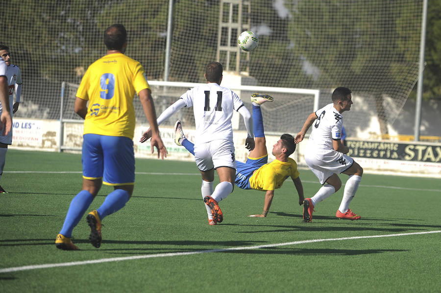 Las mejores imágenes del Orihuela - Ontinyent (2-1)