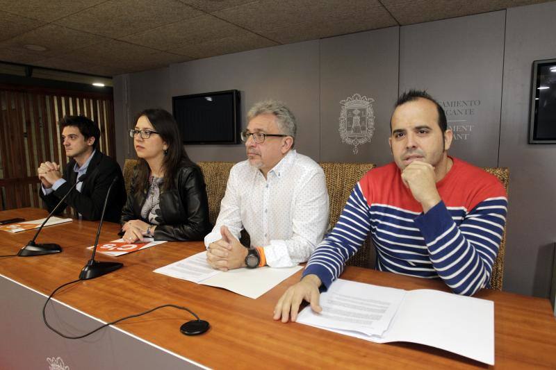 C&#039;s echa a la concejal de Hacienda de la sala de prensa municipal