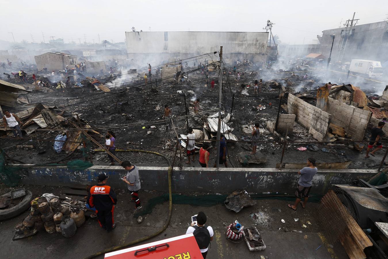 Buscando entre las cenizas