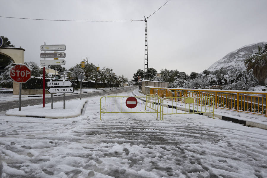 Nieve en las playas de la Marina