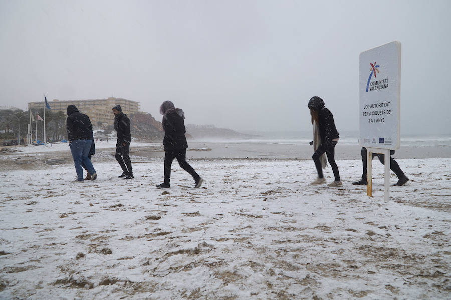 Nieve en el litoral de la Vega Baja