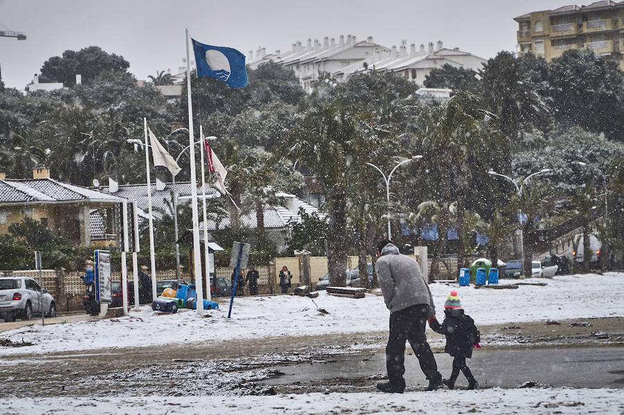 Nieve en el litoral de la Vega Baja