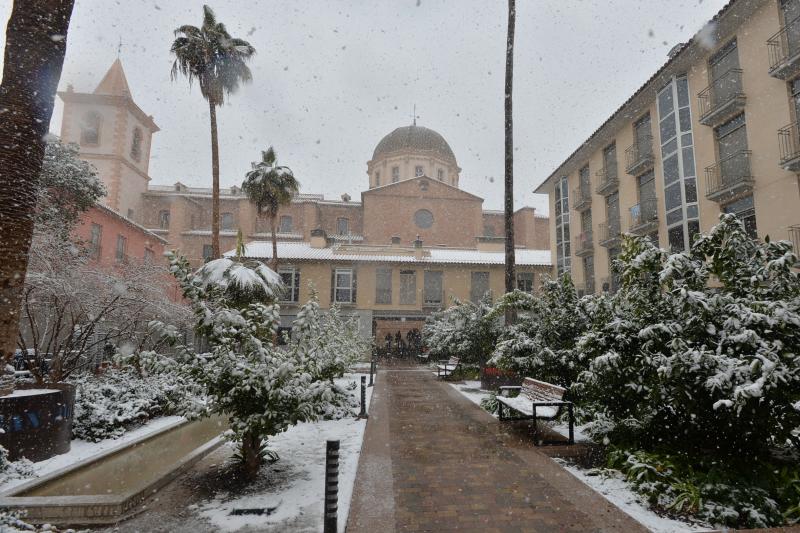La nieve deja huella en Lorca