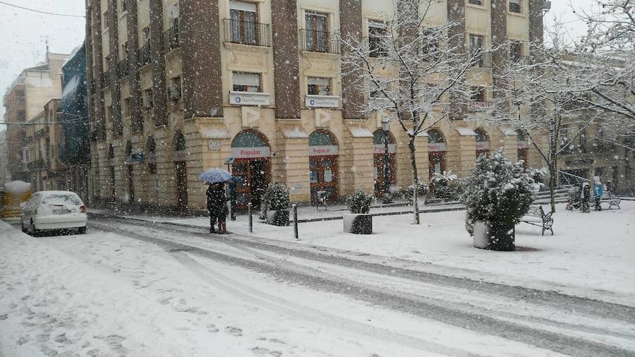 La nieve cubre de blanco Yecla