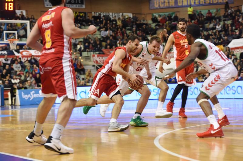 El UCAM, sin opciones ante el Baskonia (71-92)