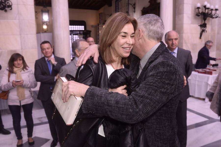 Carmen Posadas, en el Foro Nueva Murcia