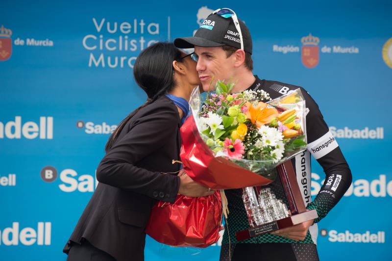 La Vuelta se queda en casa