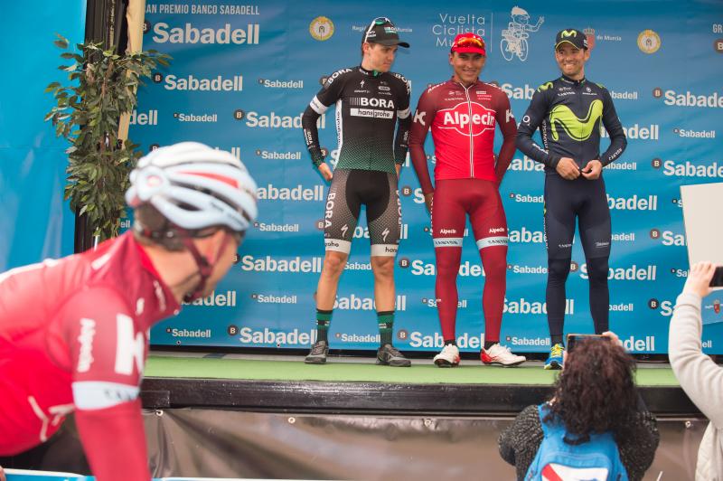 La Vuelta se queda en casa