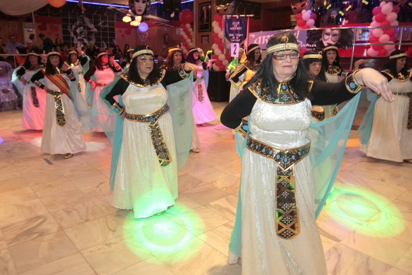 Los mayores hacen más divertido el Carnaval de Cartagena