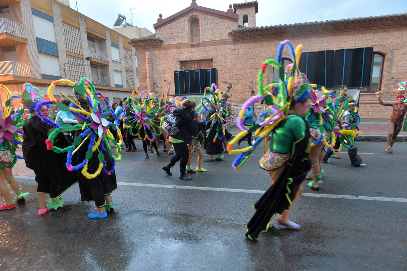 Don Carnal no puede con la lluvia