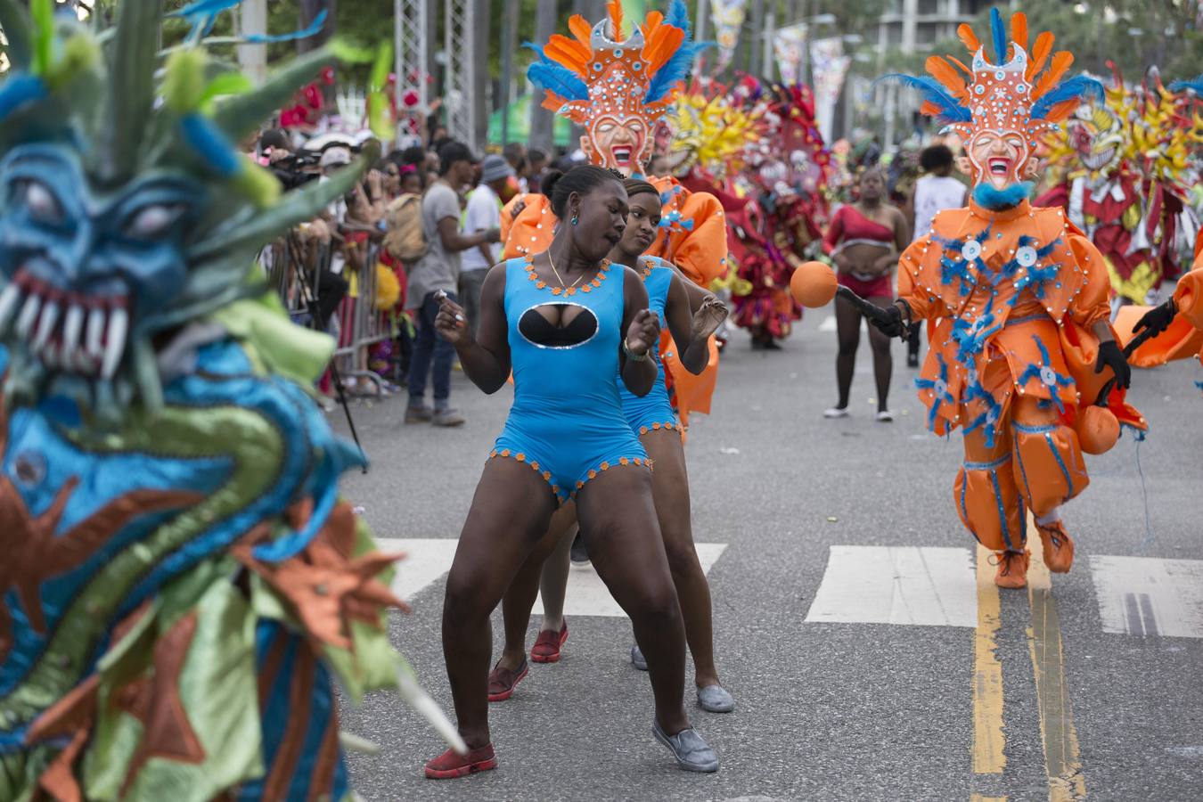 Santo Domingo despide el Carnaval
