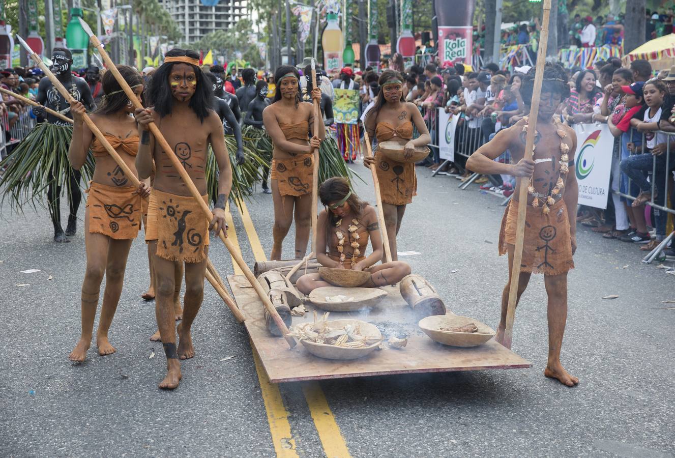Santo Domingo despide el Carnaval