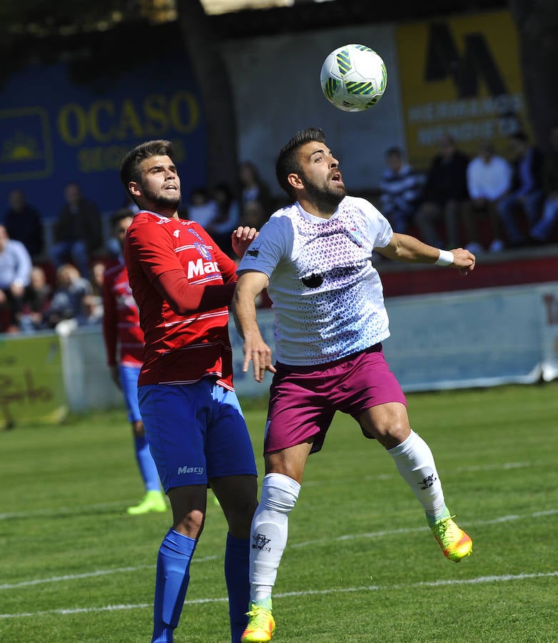 El Jumilla consigue un punto frente a La Roda (1-1)