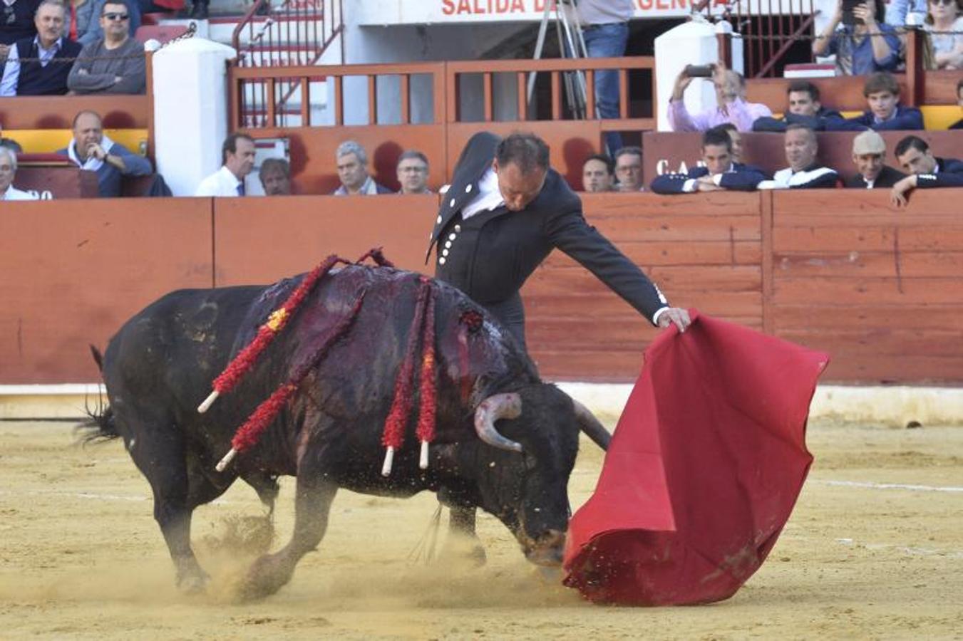 Toreros y solidaridad triunfan en el festival contra el cáncer