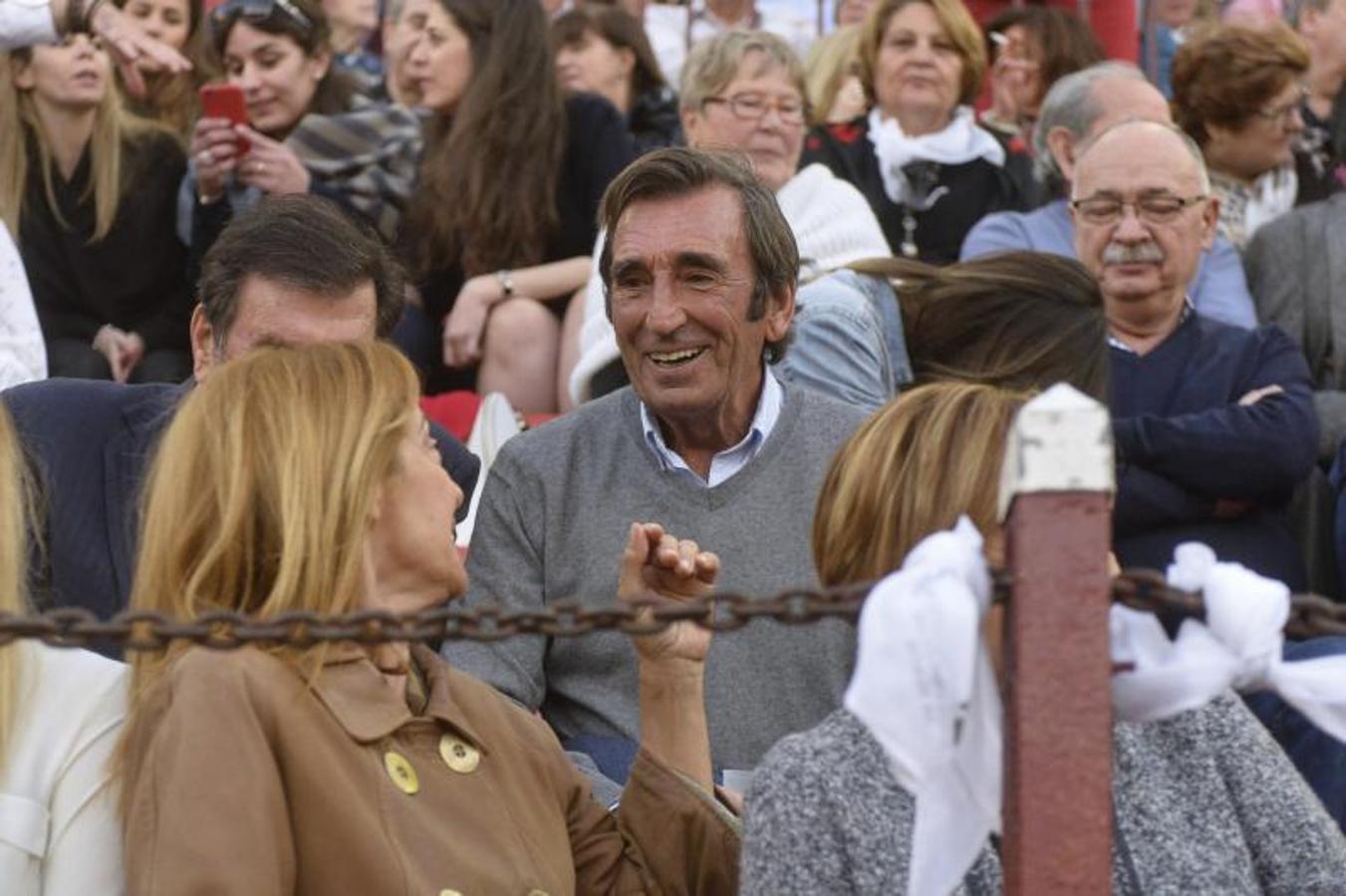 Toreros y solidaridad triunfan en el festival contra el cáncer