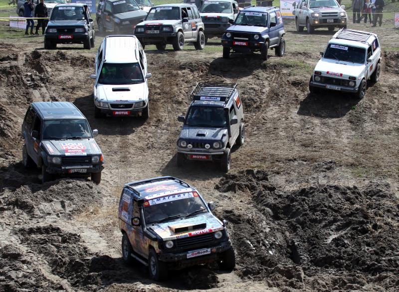 Todoterrenos y quads se bajan al fango
