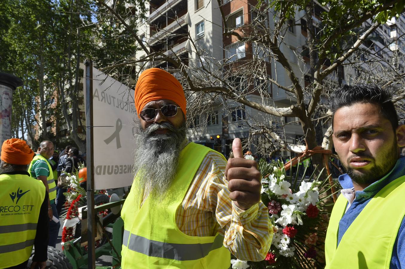 Miles de personas se manifiestan en favor del Mar Menor y la agricultura