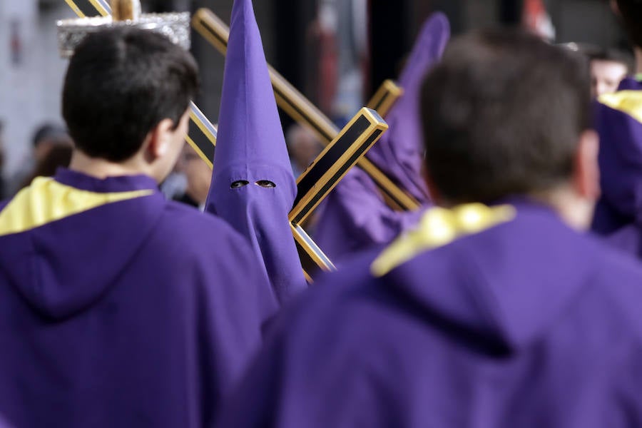 Desembarco de túnicas moradas