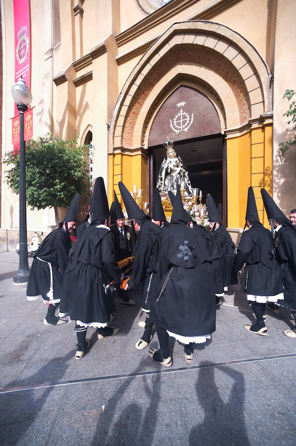 Nuestra Señora del Rosario emociona en las calles de Murcia