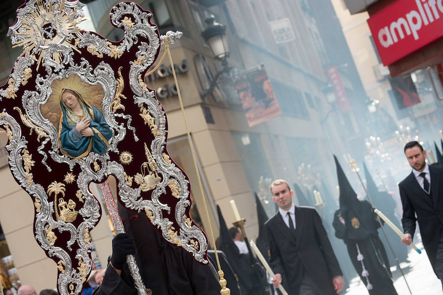 Nuestra Señora del Rosario emociona en las calles de Murcia