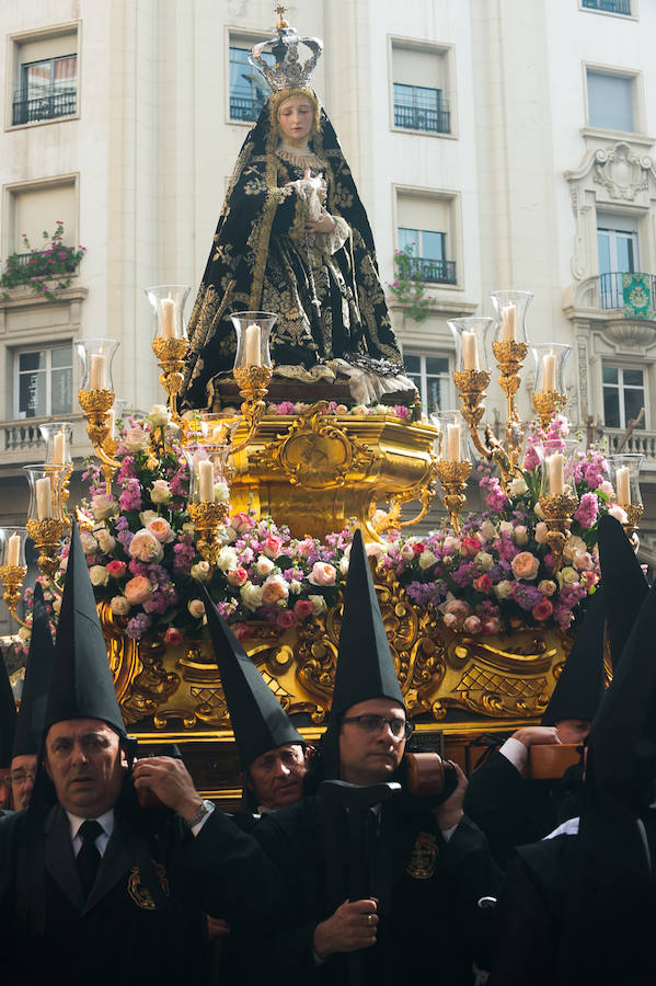 Nuestra Señora del Rosario emociona en las calles de Murcia